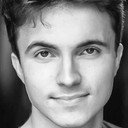 Gary Francis Roche als Narrator