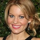 Candace Cameron Bure als Aurora Teagarden