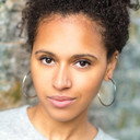 Hannah Azuonye als Pedant