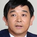 Toshihiro Itô als Japanese Announcer