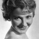 Margot Landa als Käthe Mühlberg