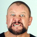 Brian Wickens als Bushwhacker Luke