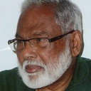 Piyasiri Gunaratna als Commentary (voice)