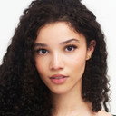 Malia Baker als Chloe