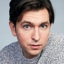 Nicholas Braun als Josh