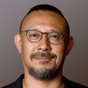 Jiang Wen als Self
