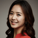 Lee Ji-ae als Self - Host