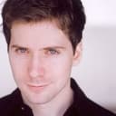 Seth Harrington als Scott