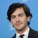 Miguel Nunes als Rapaz do Capuz