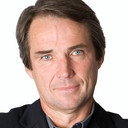 Alan Hansen als Himself