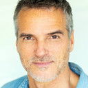 Marc Larnaudie als Marc, Eve's husband