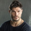 Taylor James als Samson