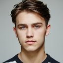 Jordan Dulieu als Ned Wright