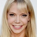 Riki Lindhome als Nicole