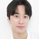 신우겸 als Woo Sang-hyun