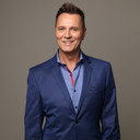 Hannes van Wyk als Max du Toit