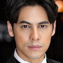 Siwat Chotchaicharin als Self - Host