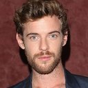 Harry Treadaway als Duncan Pearce