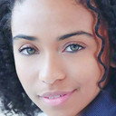 Jillian Mitchell als Tisha