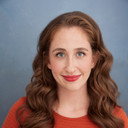 Caitlin Brodnick als Assistant Anna