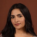 Rukmini Vasanth als NGO girl
