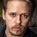 Valter Skarsgård als Jon