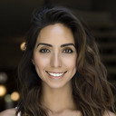 Daniella Mendoza als Carla