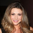 Cerina Vincent als Lacy