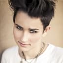 Bex Taylor-Klaus als Hannah Perez