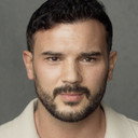 Steven Blades als Rob Wills