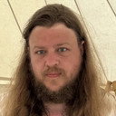 Dan Barnard als Weapon Vendor