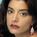 Daniela Lhorente als Romina