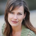 Cassie Self als Charlotte 'Lottie' Gordon