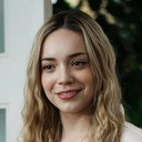 Cosette Hatch als Alice Carter Bennett