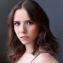 Emily Corcoran als Melania