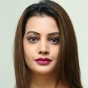 Diksha Panth als Hamsa's sister (cameo appearance)