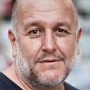 Thierry Rousset als Bernard