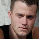 Austin Bowerman als Comms-Crew Tech