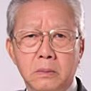 Kwan Kin als Mall Director