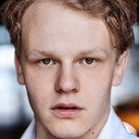 Sebastian Jakob Doppelbauer als Hirs