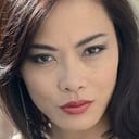 Linda S. Wong als Tara