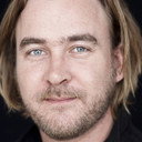 Jeremy Elwood als Charlie Jensen