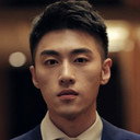 YuanFufu als Li Zhen