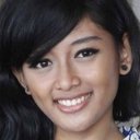 Annisa Hertami als Sarah