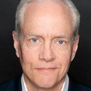 Peter Reeves als Financial Man