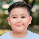 Stephen Wardell Dizon als Tau