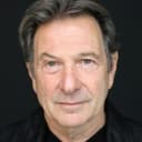 Michael Brandon als Maj. Gen. Robert Alexander