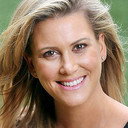 Justine Schofield als Self - Host
