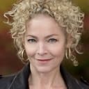 Amy Irving als Clara Gelber