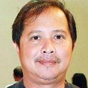 Puttipong Promsaka Na Sakolnakorn als Shone's Father
